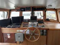 Kapal survey kanggo didol