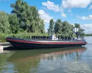 Kapal kontainer kanggo didol