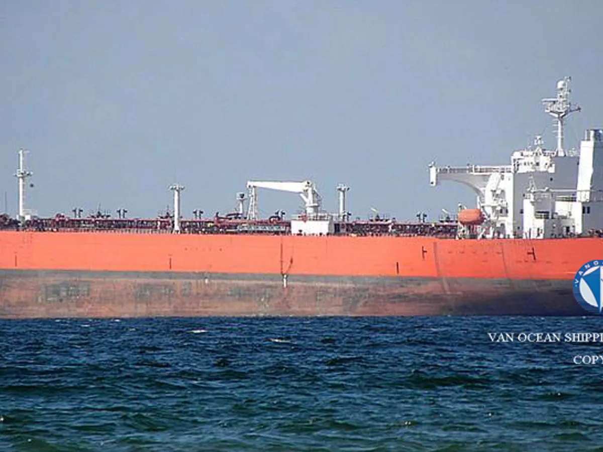 Kapal tanker minyak/bahan kimia kanggo didol