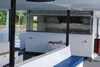 Katamaran kanggo didol