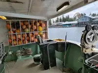 Kapal longliner kanggo didol