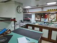 Kapal longliner kanggo didol