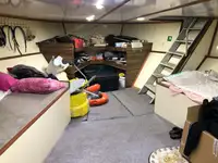 Kapal kerja kanggo didol