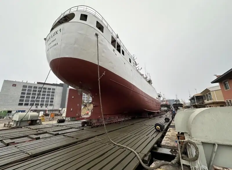Kapal trawler kanggo didol