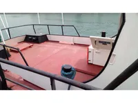 Kapal kerja kanggo didol
