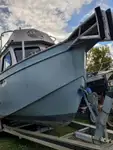 Kapal kerja kanggo didol