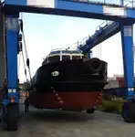 Kapal kerja kanggo didol