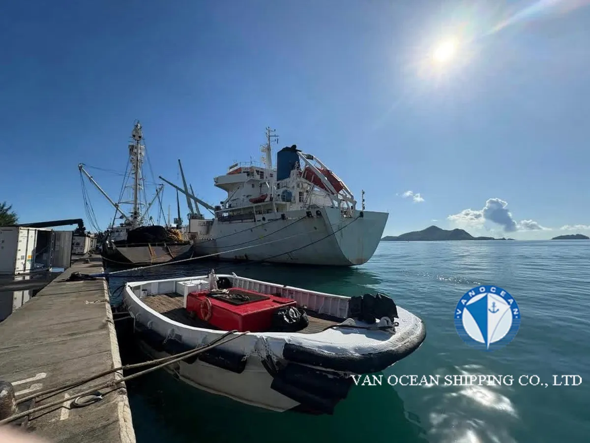 Kapal reefer kanggo didol