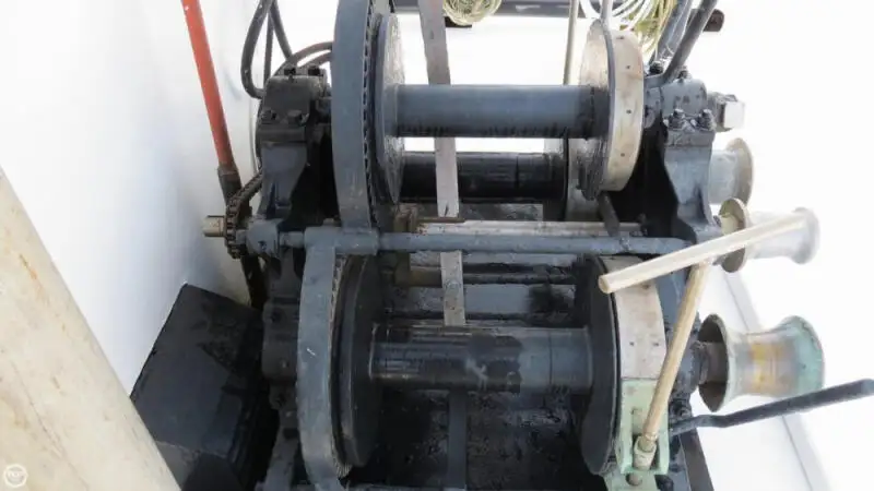 Kapal trawler kanggo didol