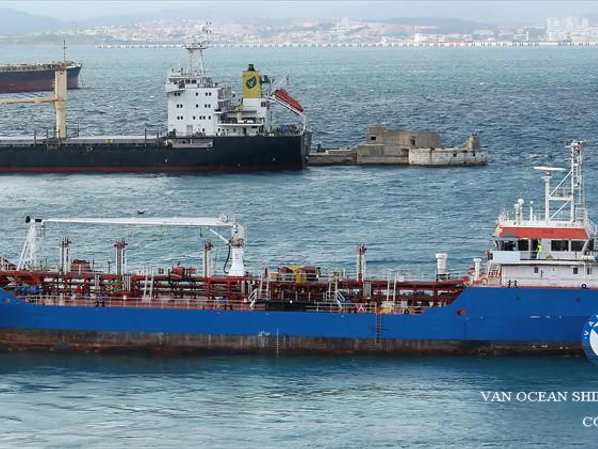 Kapal tanker minyak/bahan kimia kanggo didol