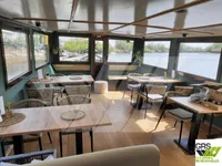 Kapal restoran kanggo didol