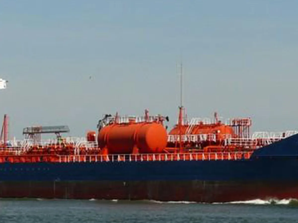 Kapal tanker minyak/bahan kimia kanggo didol