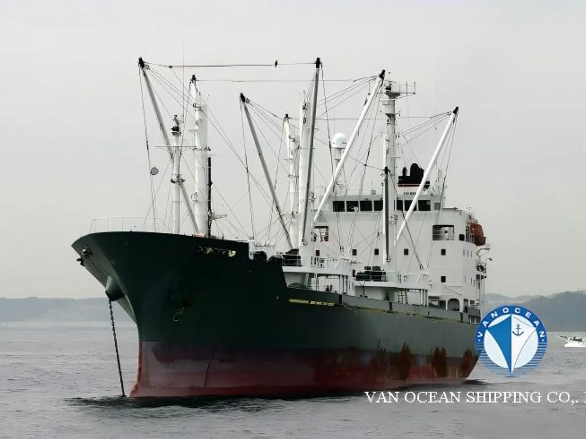 Kapal reefer kanggo didol