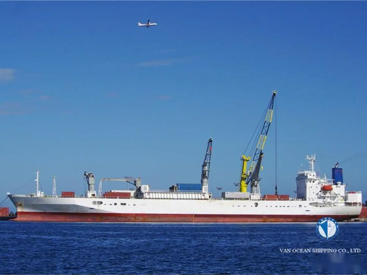 Kapal reefer kanggo didol