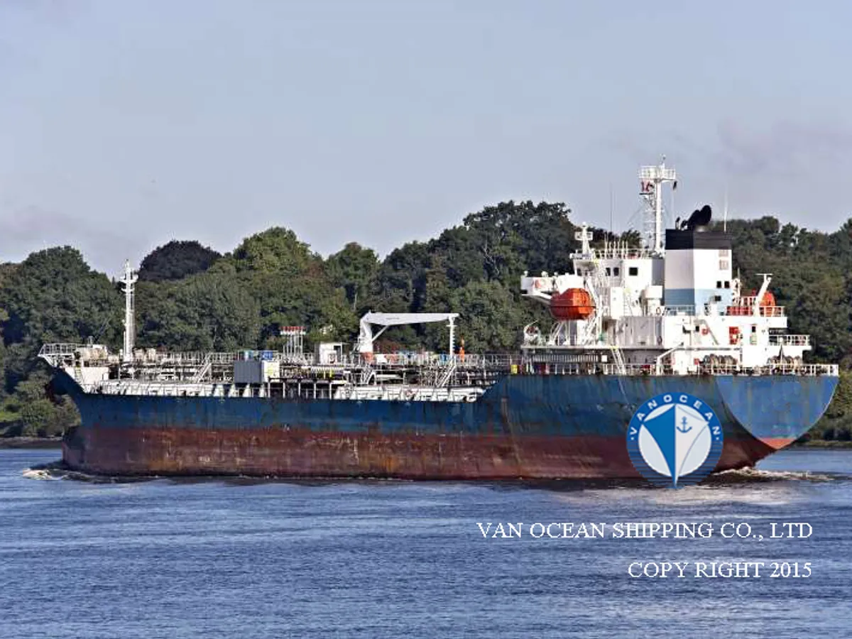 Kapal tanker minyak/bahan kimia kanggo didol