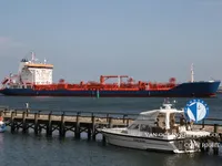 Kapal tanker minyak/bahan kimia kanggo didol