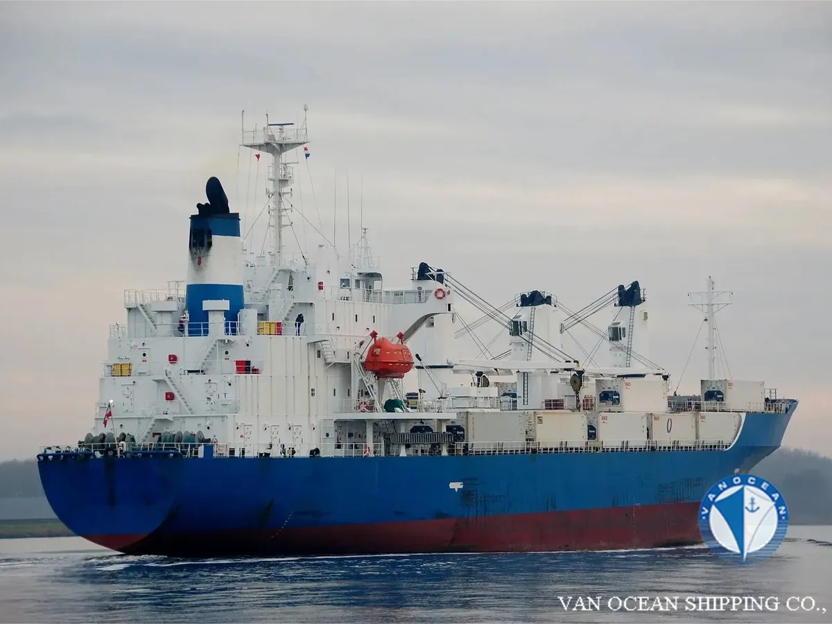 Kapal reefer kanggo didol