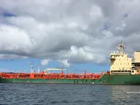Kapal tanker minyak/bahan kimia kanggo didol