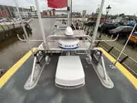 Kapal kerja kanggo didol
