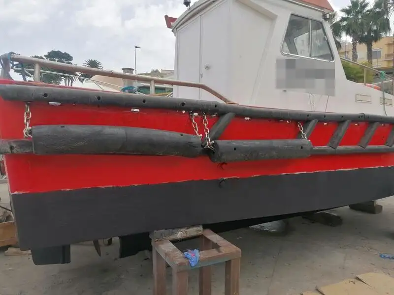 Kapal kerja kanggo didol