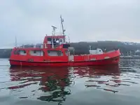 Kapal survey kanggo didol