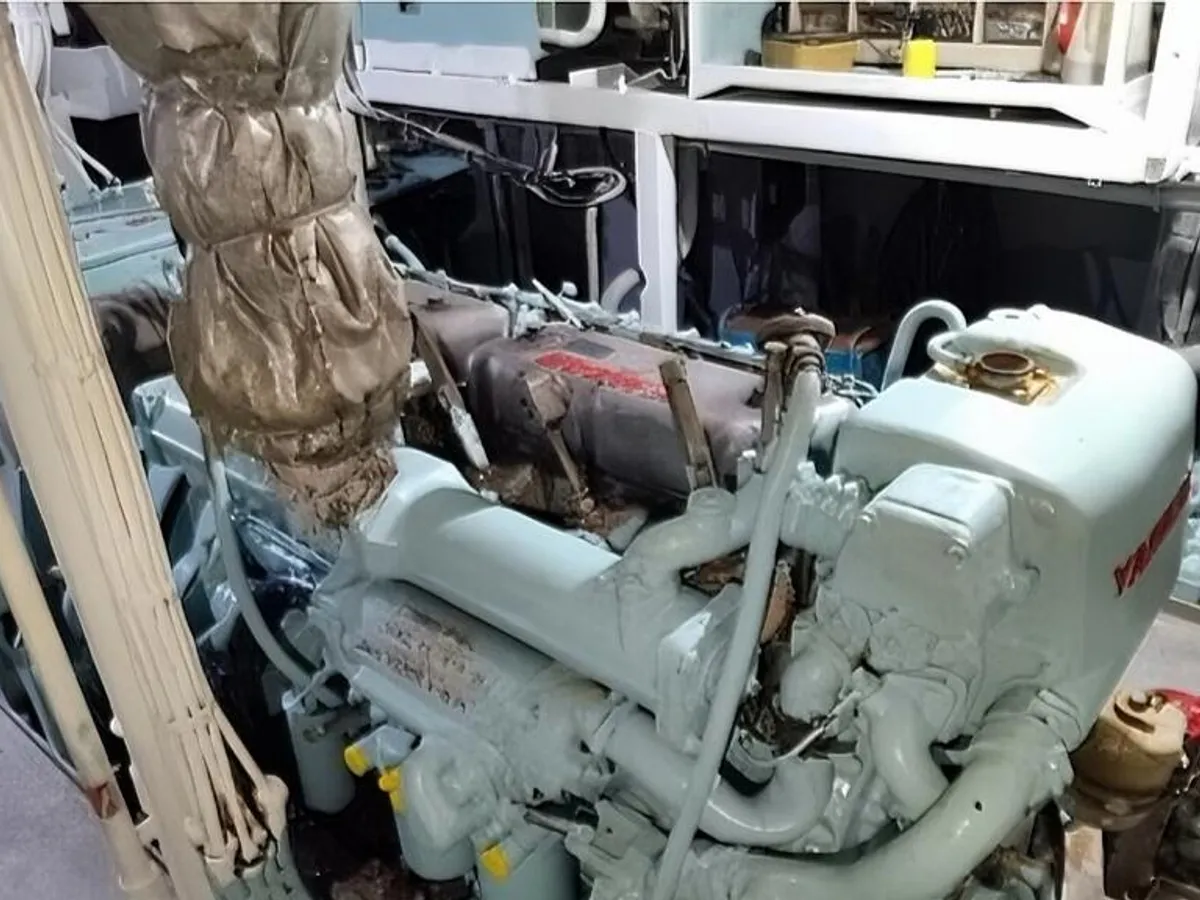 Kapal pasokan cepet (FSV) kanggo didol