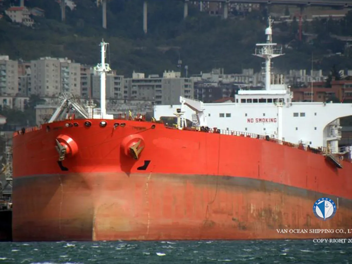 Kapal tanker minyak/bahan kimia kanggo didol