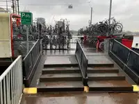 Kapal feri kanggo didol