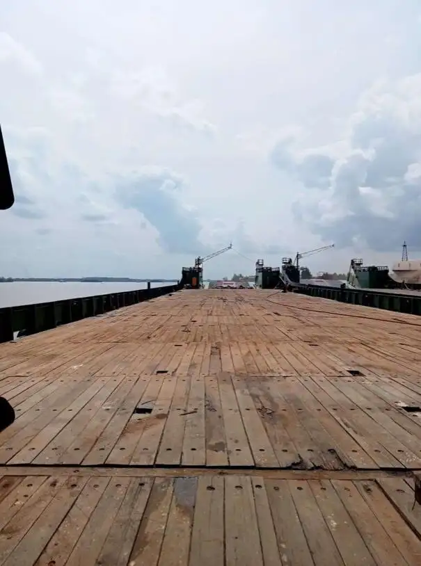 Kapal pendaratan, tangki kanggo didol