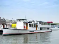 Kapal feri kanggo didol