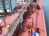 Kapal tanker minyak/bahan kimia kanggo didol