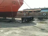 Kapal tanker minyak/bahan kimia kanggo didol