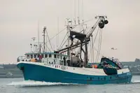 Kapal purse seiner kanggo didol