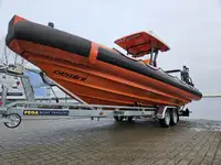 Kapal kontainer kanggo didol