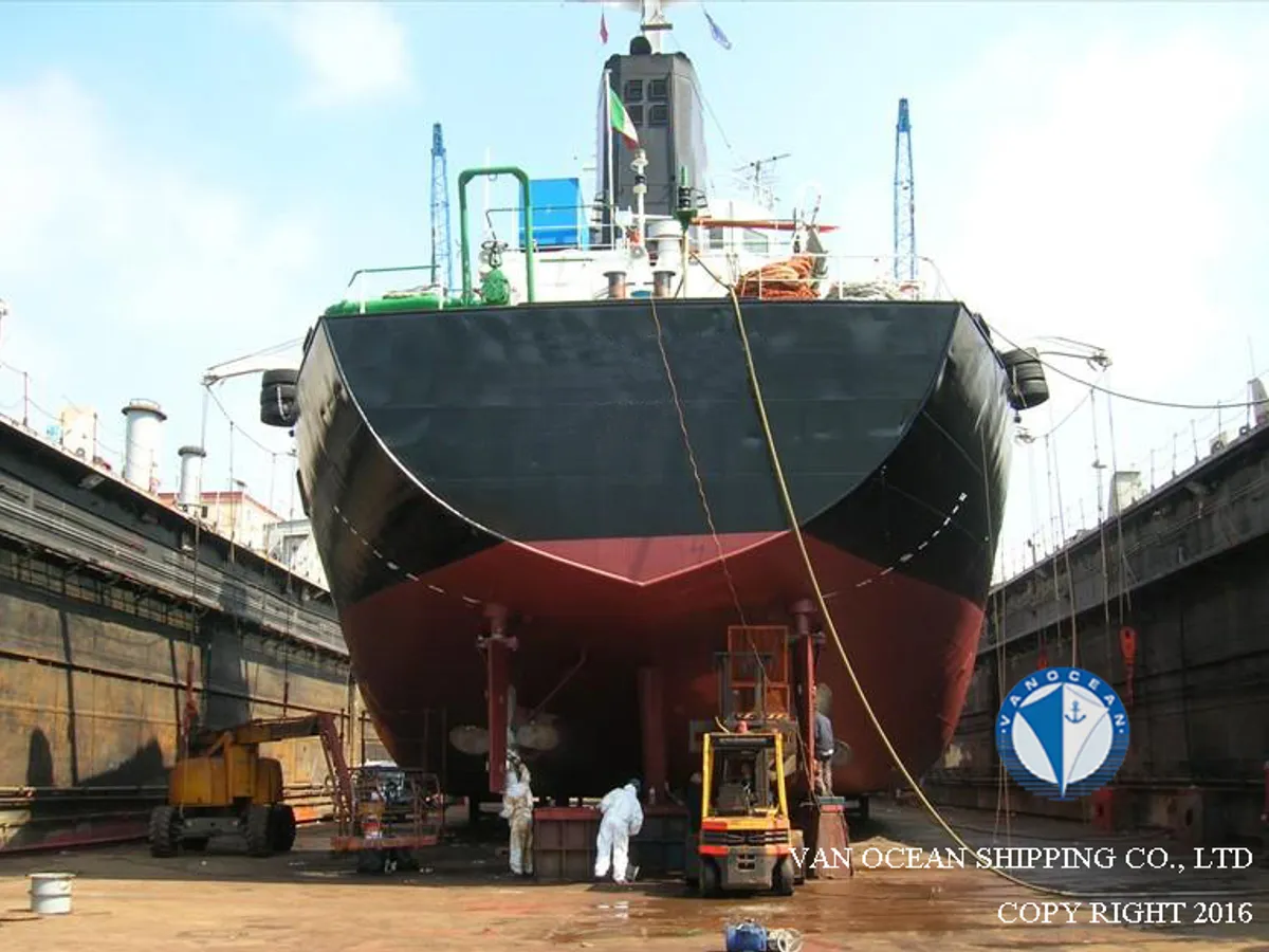 Kapal tanker minyak/bahan kimia kanggo didol