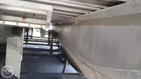 Kapal kontainer kanggo didol