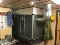 Kapal pasokan cepet (FSV) kanggo didol