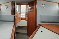 Kapal kerja kanggo didol
