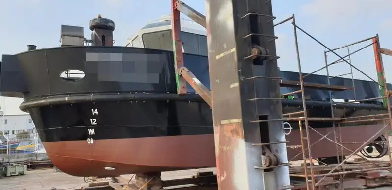Kapal kerja kanggo didol