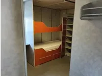 Kapal kerja kanggo didol