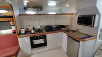 Kapal riset kanggo didol