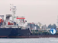 Kapal tanker minyak/bahan kimia kanggo didol
