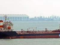 Kapal tanker minyak/bahan kimia kanggo didol