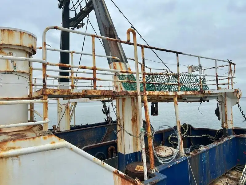 Kapal trawler kanggo didol