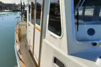 Kapal kerja kanggo didol