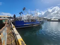 Kapal trawler kanggo didol