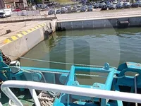 Kapal derek kanggo didol