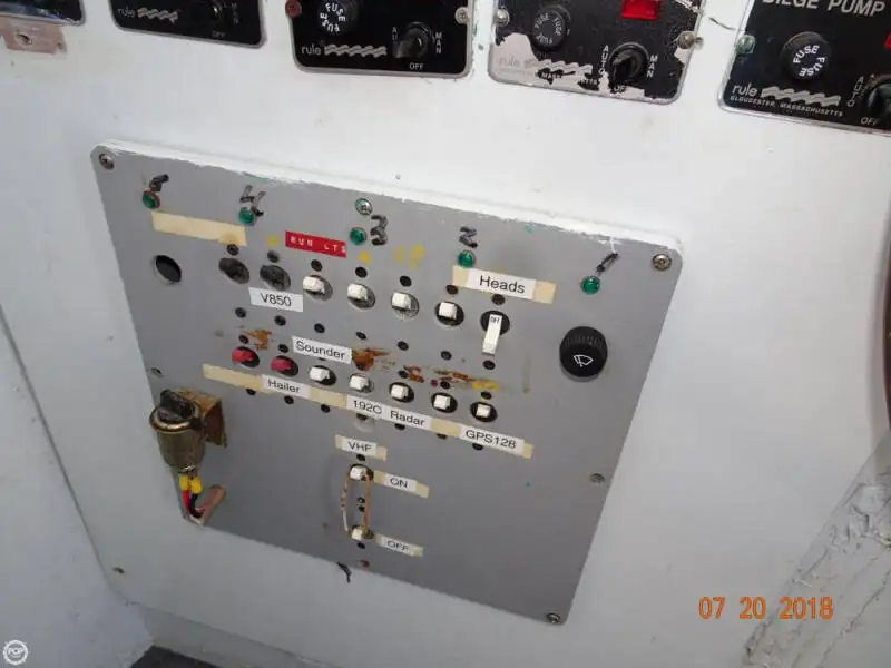 Kapal cutter kanggo didol