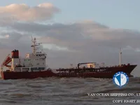 Kapal tanker minyak/bahan kimia kanggo didol