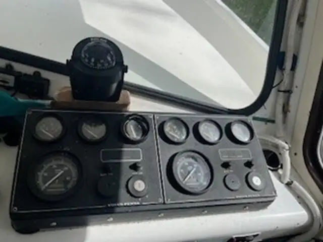 Kapal kerja kanggo didol